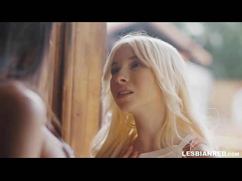❤️ A rapariga chega a casa alguns meses depois e acaba por comer a rata da sua madrasta ❤️❌ Porno real vídeo em nós ️❤